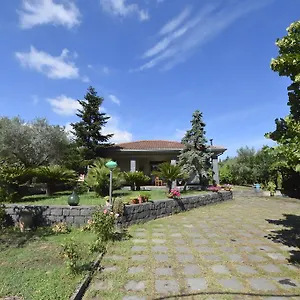 https://etna-travellers-bb.sicilyhotelsitaly.net