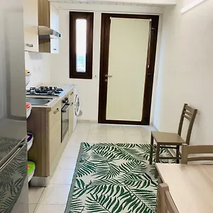 https://luxar-room.in-sardinia.net
